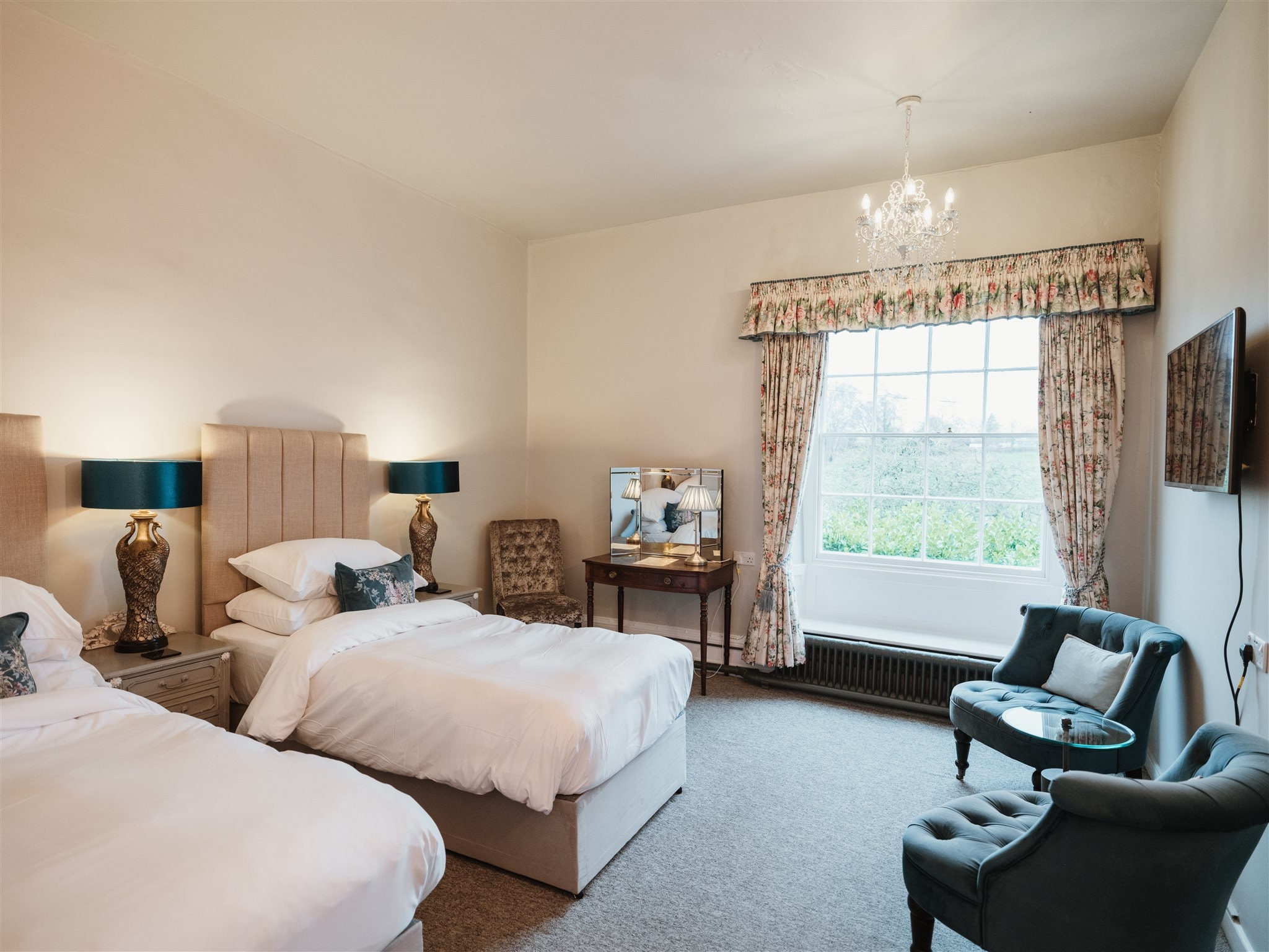 Keats Room super king arrangement